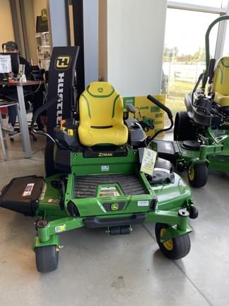 Image of John Deere Z330R equipment image 1