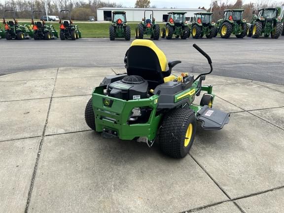 Image of John Deere Z330R equipment image 4