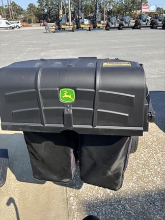 Image of John Deere Z330R equipment image 3