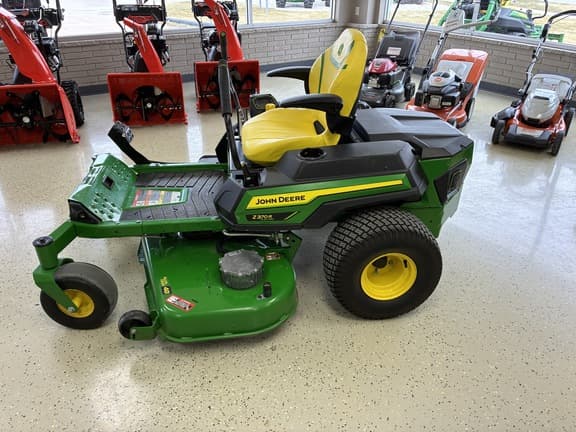 Image of John Deere Z370R equipment image 1