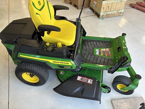 Image of John Deere Z370R equipment image 3