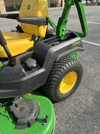 Image of John Deere Z515E equipment image 2