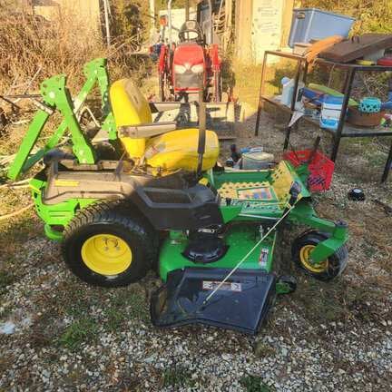 2025 John Deere Z515E Equipment Image0