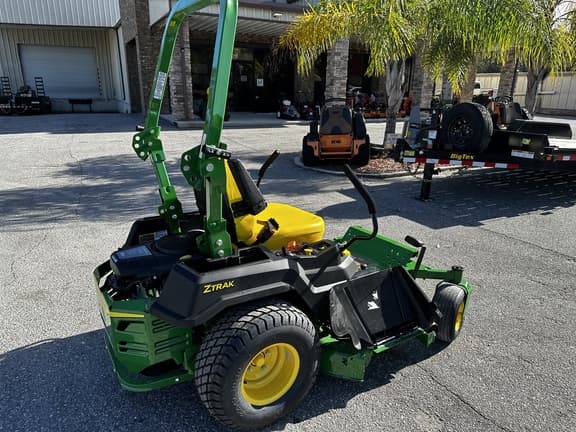 Image of John Deere Z515E equipment image 1