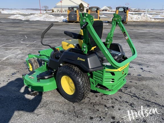 Image of John Deere Z515E equipment image 2