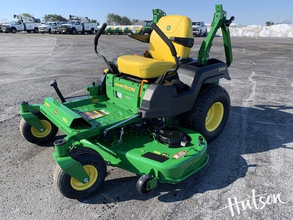 Image of John Deere Z515E equipment image 1