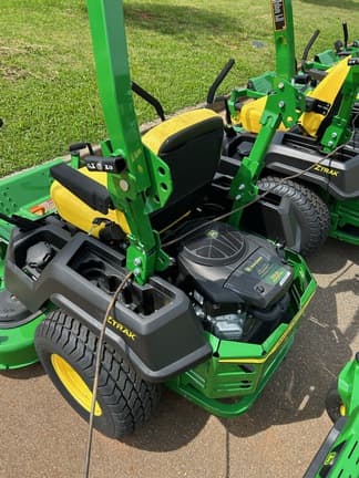 Image of John Deere Z515E equipment image 3