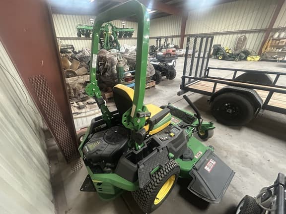 Image of John Deere Z545R equipment image 3