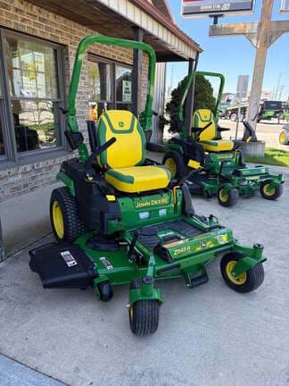 Image of John Deere Z545R equipment image 4