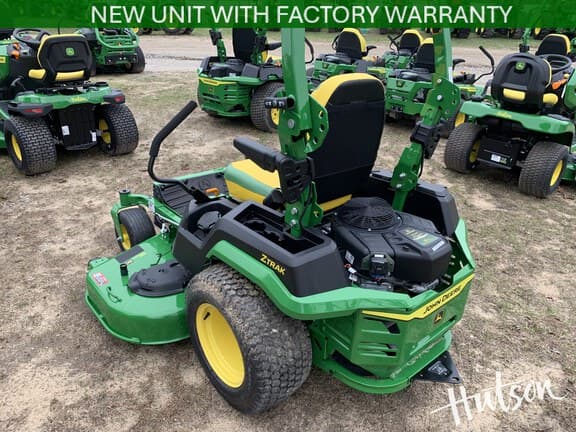 Image of John Deere Z545R equipment image 1
