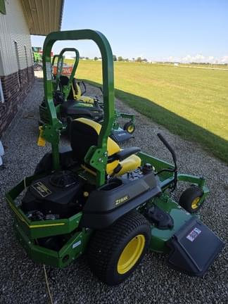 Image of John Deere Z720E equipment image 2
