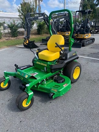 2025 John Deere Z735E Equipment Image0