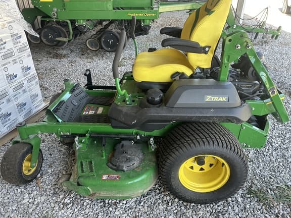 Image of John Deere Z740R equipment image 1