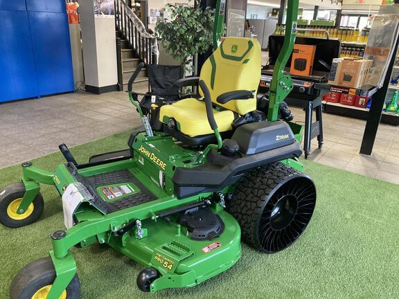 Image of John Deere Z740R equipment image 1