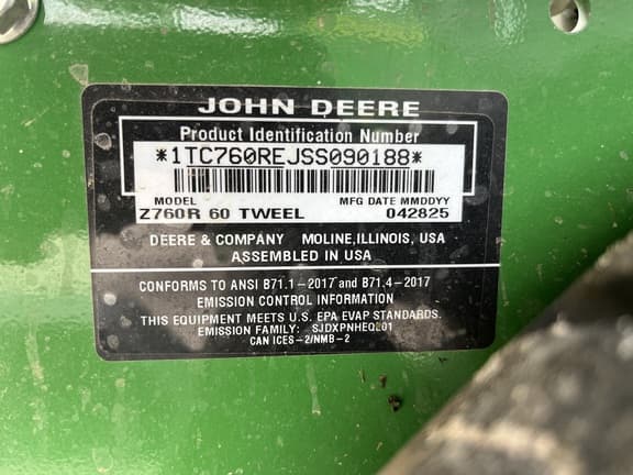 Image of John Deere Z760R equipment image 1