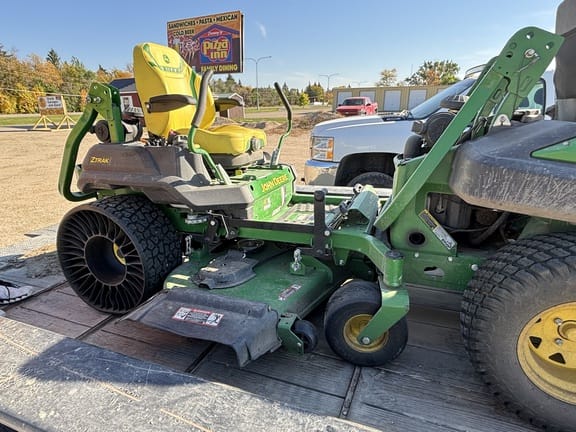 2025 John Deere Z760R Equipment Image0