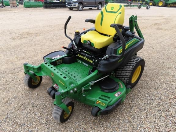 Image of John Deere Z920M equipment image 2