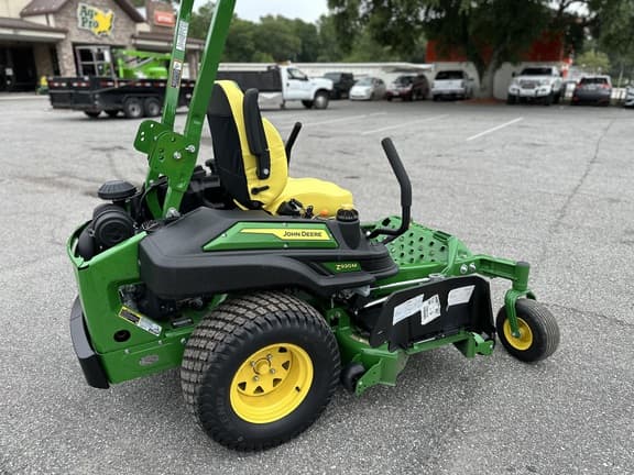 Image of John Deere Z920M equipment image 3