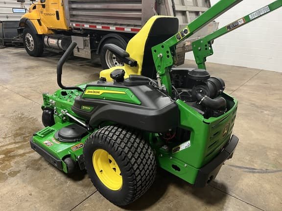 Image of John Deere Z930M equipment image 3