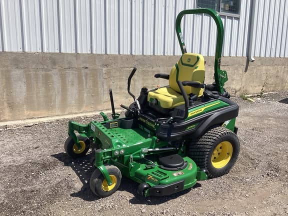 Image of John Deere Z930M equipment image 1