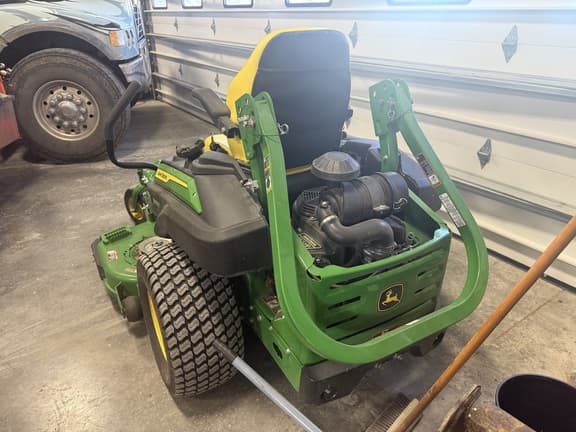 Image of John Deere Z930M equipment image 3