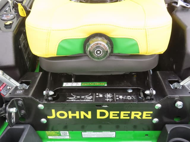 Image of John Deere Z950M equipment image 4