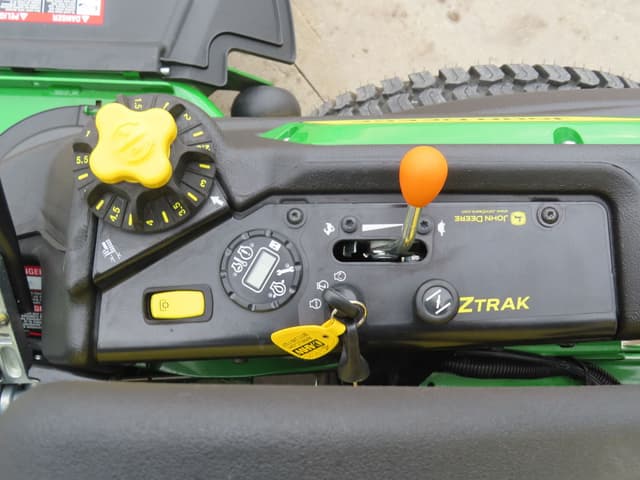 Image of John Deere Z950M equipment image 3