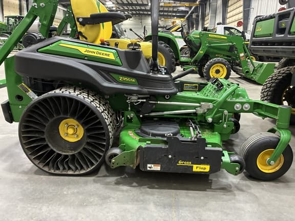 Image of John Deere Z950M equipment image 3