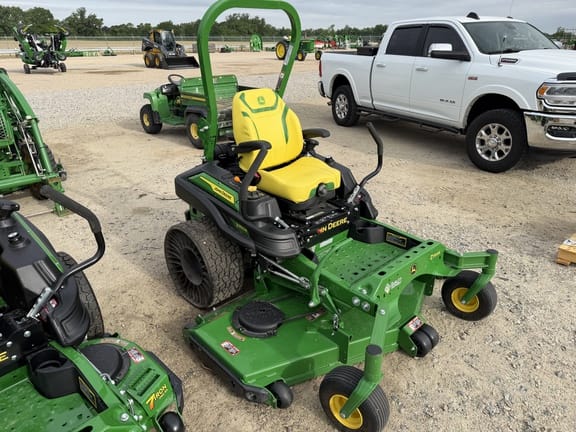 2025 John Deere Z950M Equipment Image0