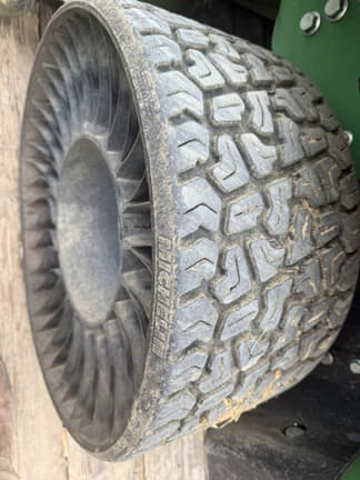 Image of John Deere Z994R equipment image 4