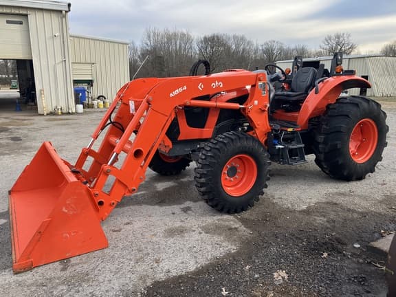 Image of Kubota M5-111 equipment image 1