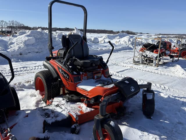 Image of Kubota ZD1211L equipment image 3