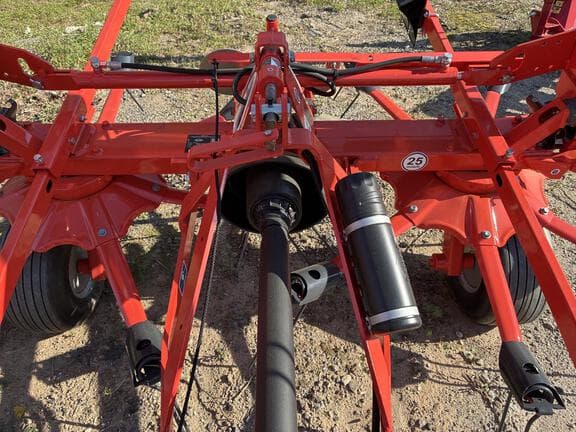 Image of Kuhn GF5203THA equipment image 4