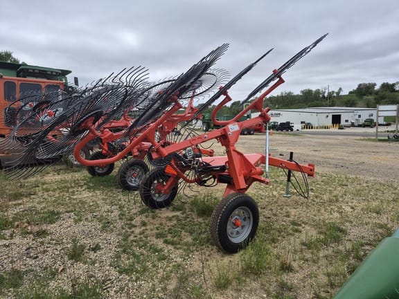 2025 Kuhn SR108 Equipment Image0