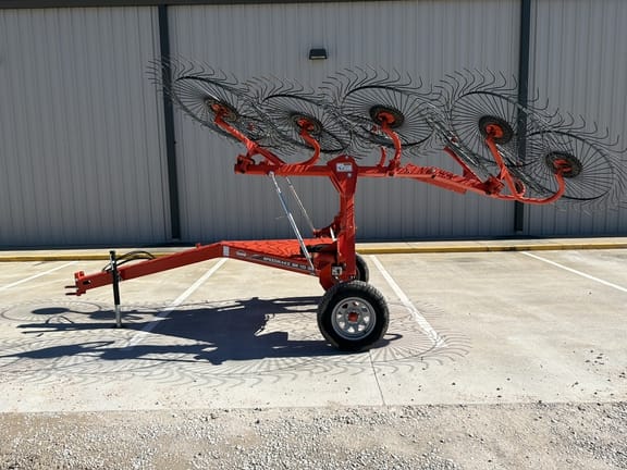 2025 Kuhn SR110 Equipment Image0