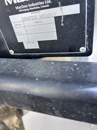 Image of MacDon FD235 equipment image 4