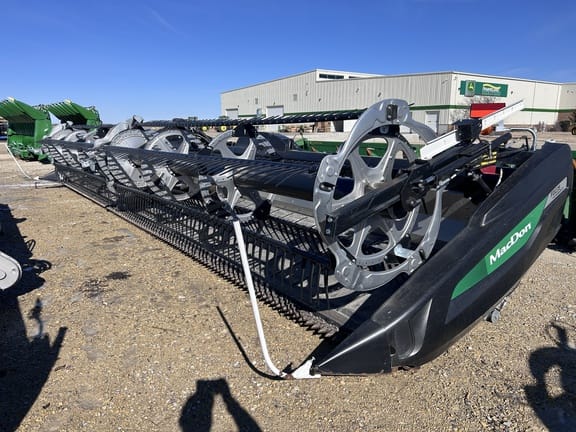 2025 MacDon FD235 Equipment Image0