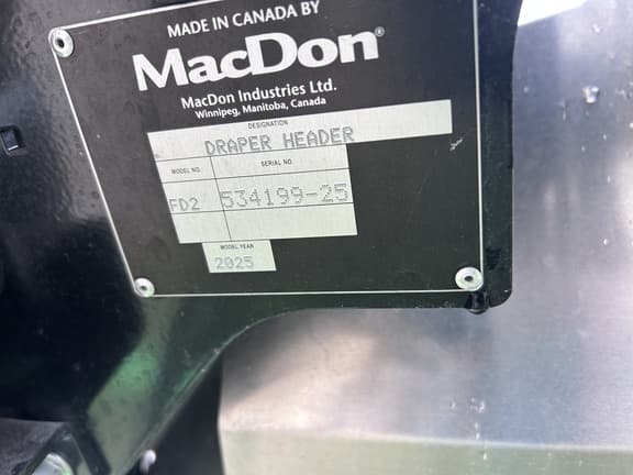 Image of MacDon FD240 equipment image 4