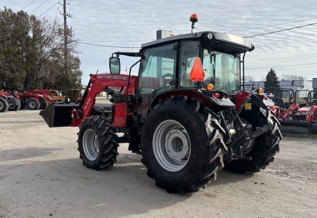 Image of Massey Ferguson 4710 equipment image 2