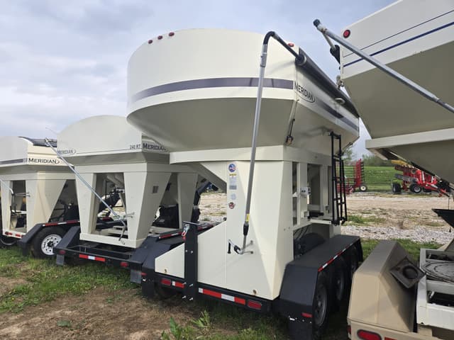 Image of Meridian 4055 equipment image 3