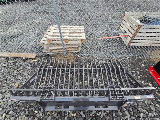Image of New Holland Rock Bucket Image 1