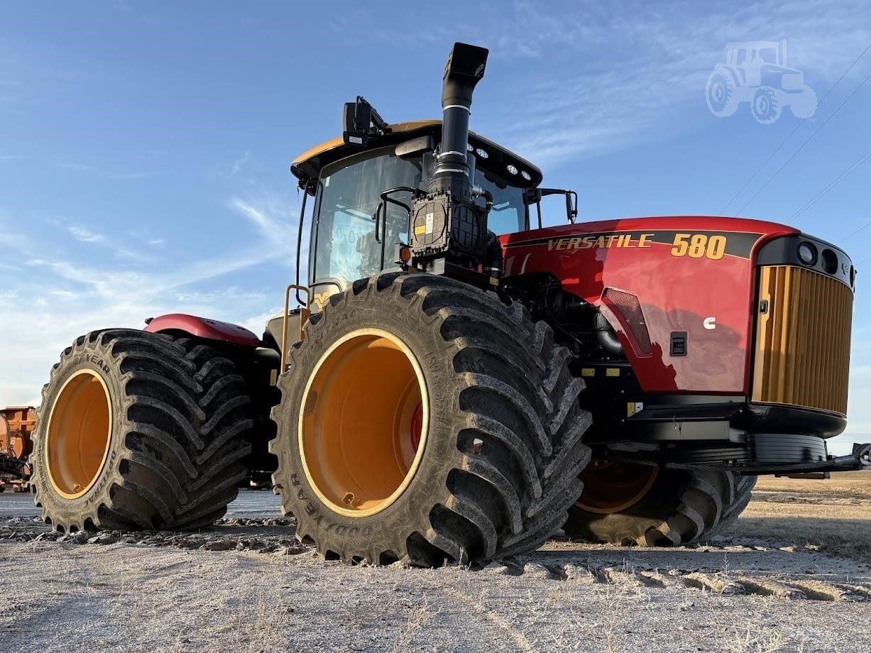 2025 Versatile 580 Equipment Image0
