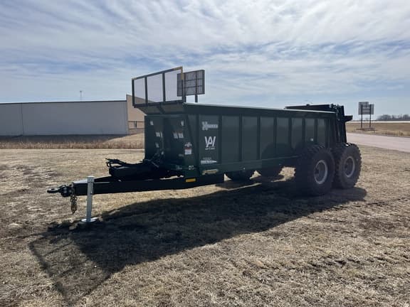 Image of Art's Way X550 equipment image 3