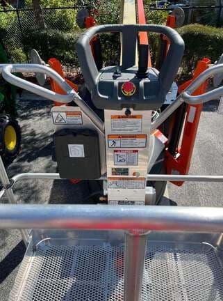 Image of JLG T350 equipment image 2