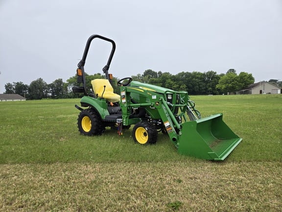 2026 John Deere 1023E Equipment Image0