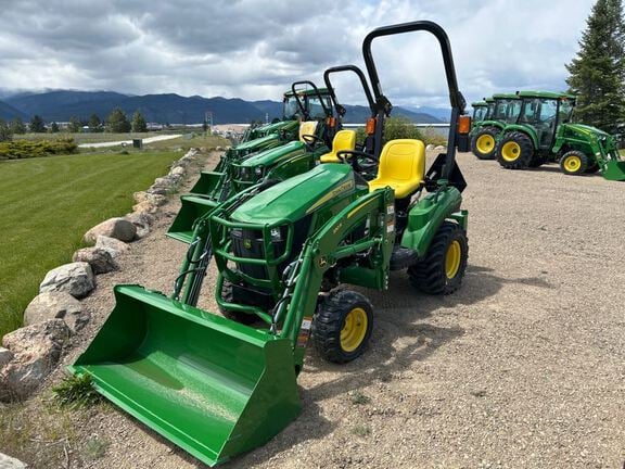 2026 John Deere 1023E Equipment Image0