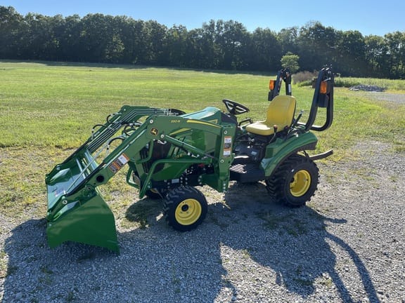 2026 John Deere 1023E Equipment Image0