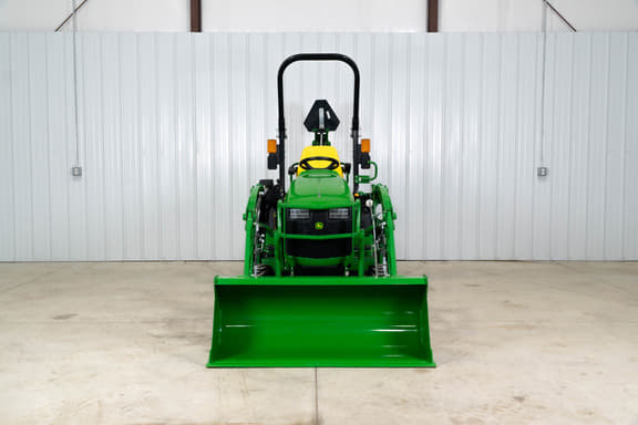 Image of John Deere 1025R equipment image 2