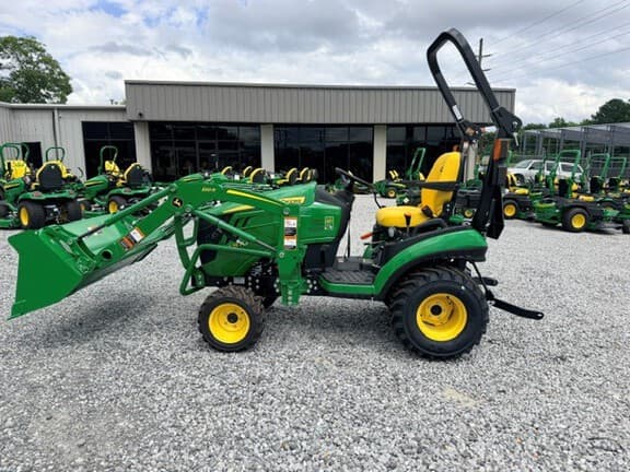 Image of John Deere 1025R equipment image 1