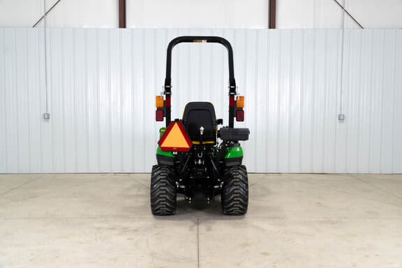 Image of John Deere 1025R equipment image 4